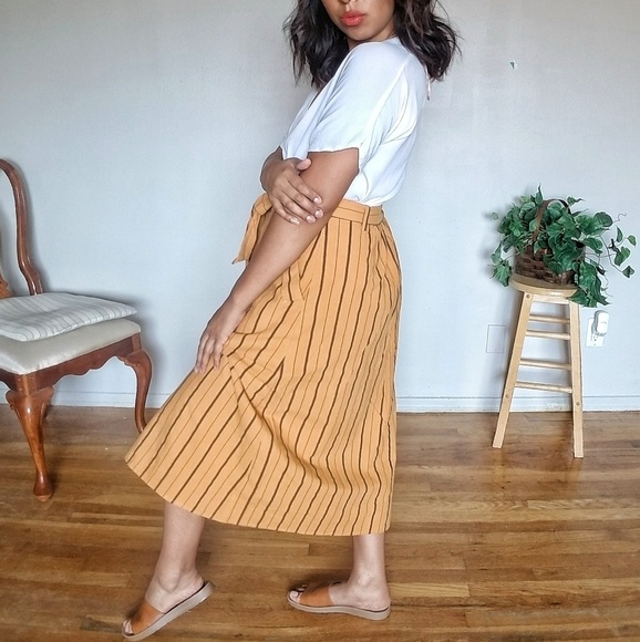 UNAPOLOGETIC MUSTARD STRIPED MIDI SKIRT - Picture 4 of 8